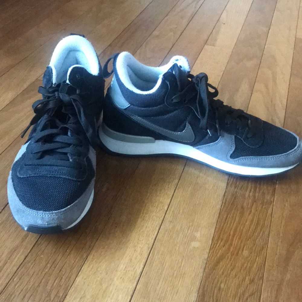 Like new Nike shoes
